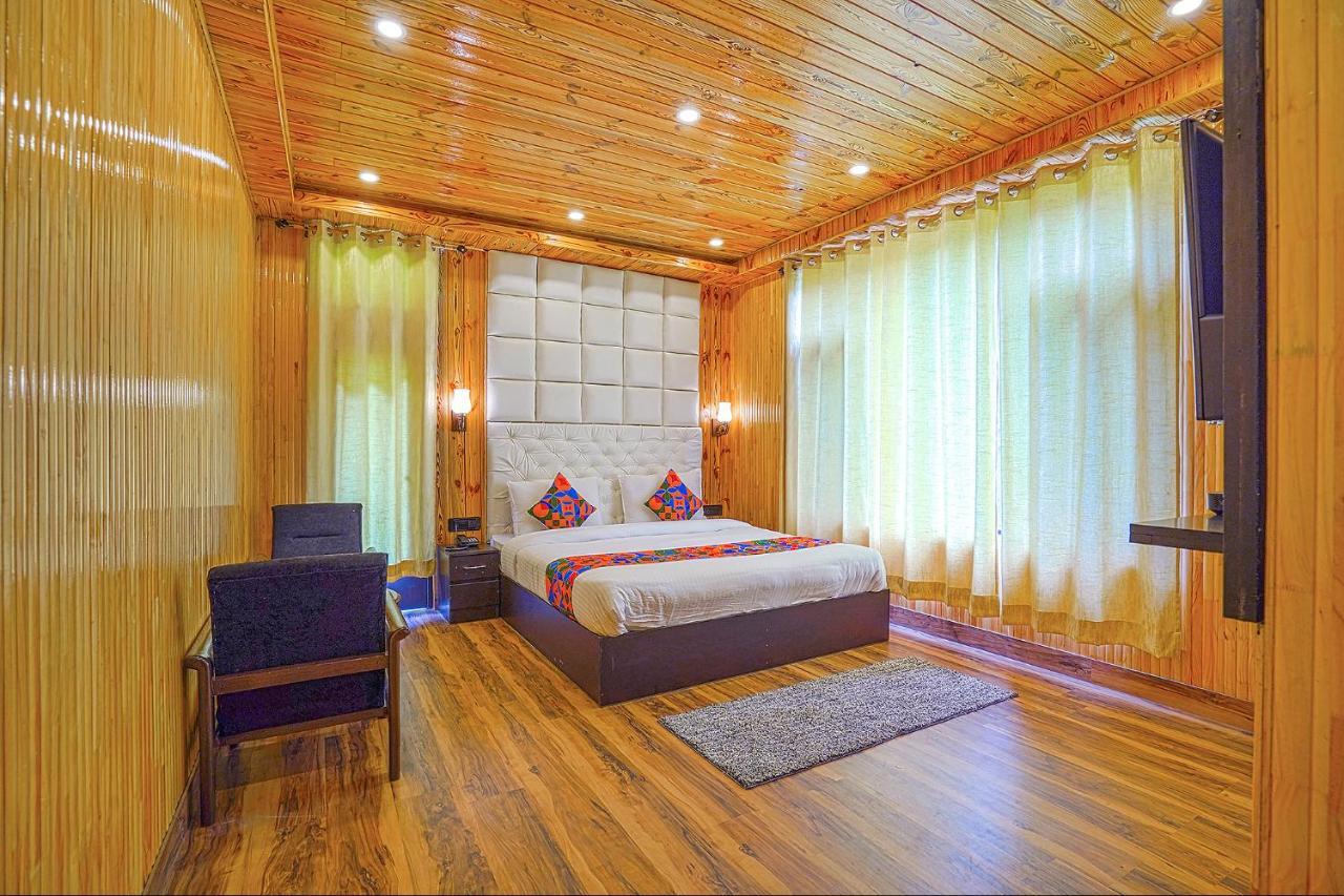 Hotel Black Magic 마날리 외부 사진